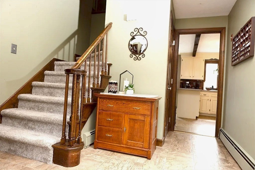 27 Carl Rd