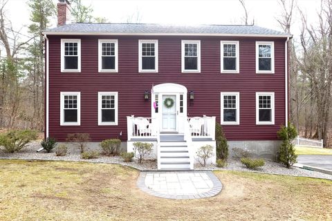 27 Carl Rd Walpole MA 02081