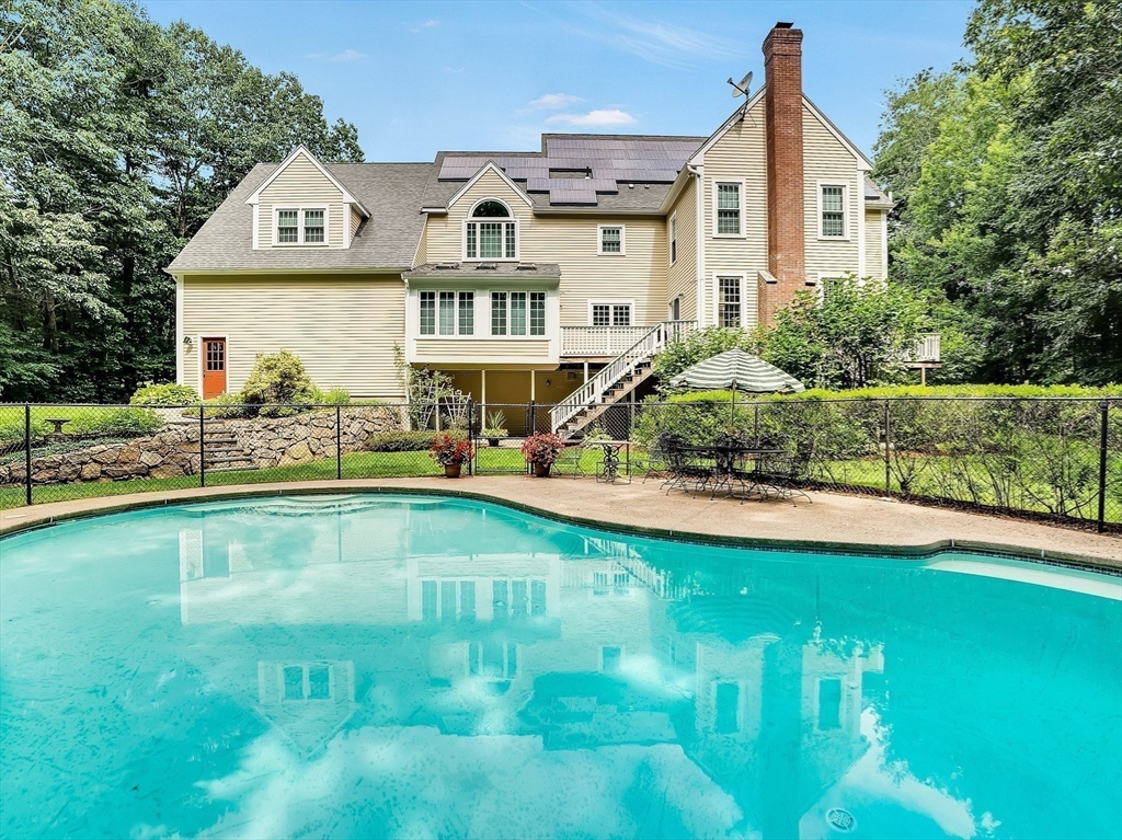 60 Wedgewood Drive