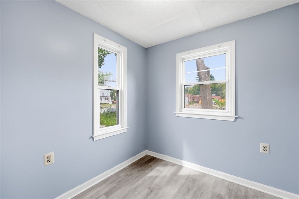 5 Noble Ave, Westfield, MA Photo #31