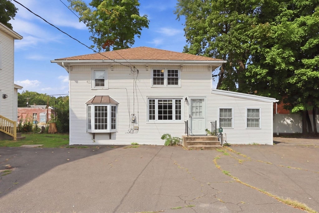 5 Noble Ave, Westfield, MA Photo #2