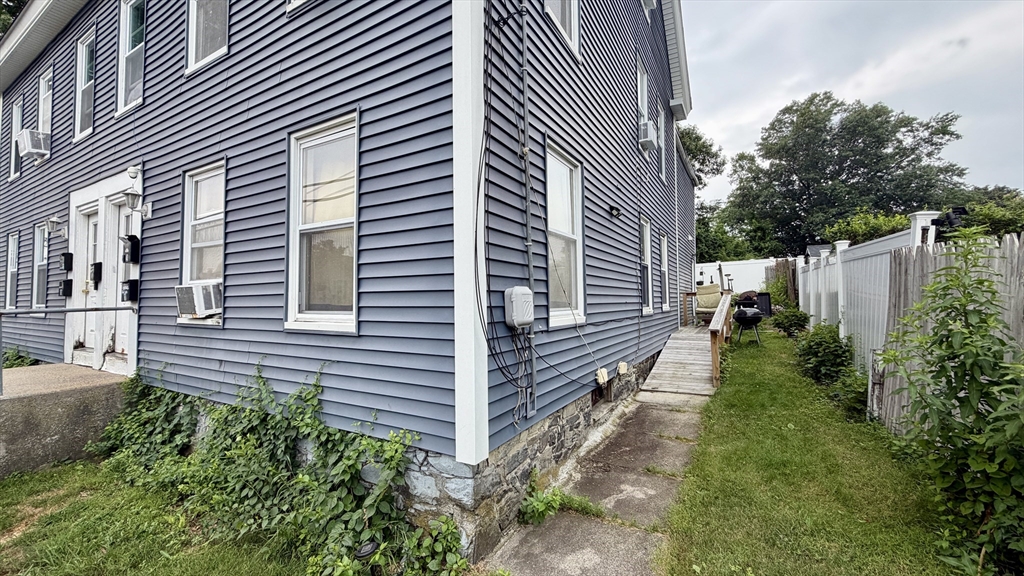 101 Congress St, Lowell, MA Photo #11