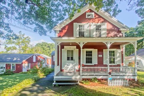 13 Everett St Easthampton MA 01027