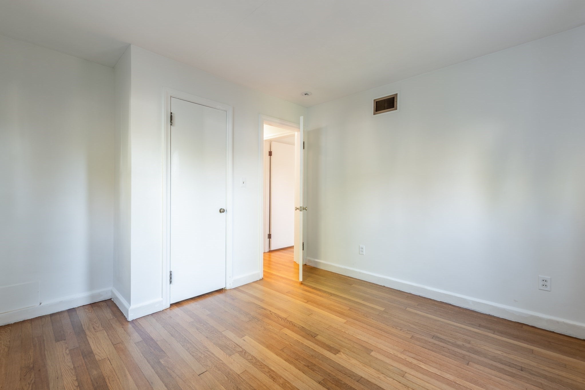 18 Dana St, Amherst, MA, 18 Dana St, Amherst, MA Photo #20
