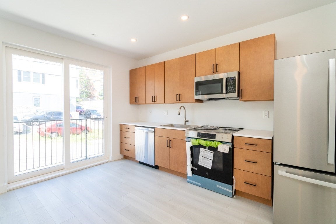 150 Williams St