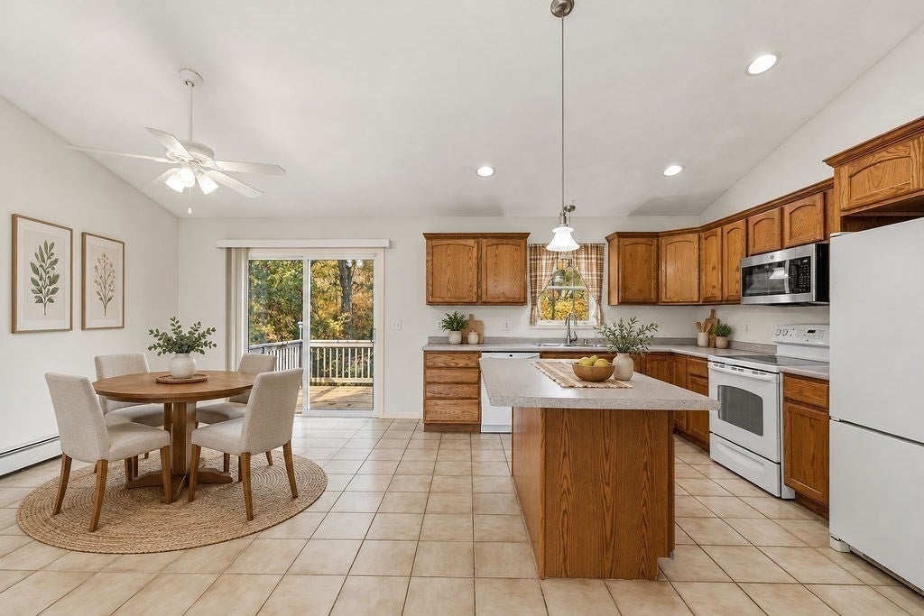 190 Winthrop St, Rehoboth, MA, 190 Winthrop St, Rehoboth, MA Photo #10