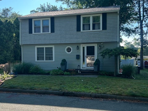 Photo of 1 Johns Rd, Marblehead, MA 01945 (MLS # 73543006)