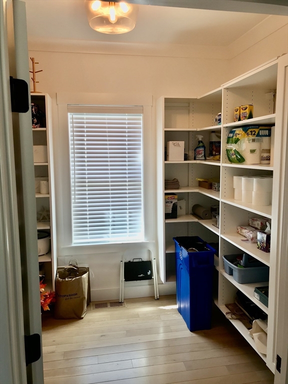 30 Cushing Dr