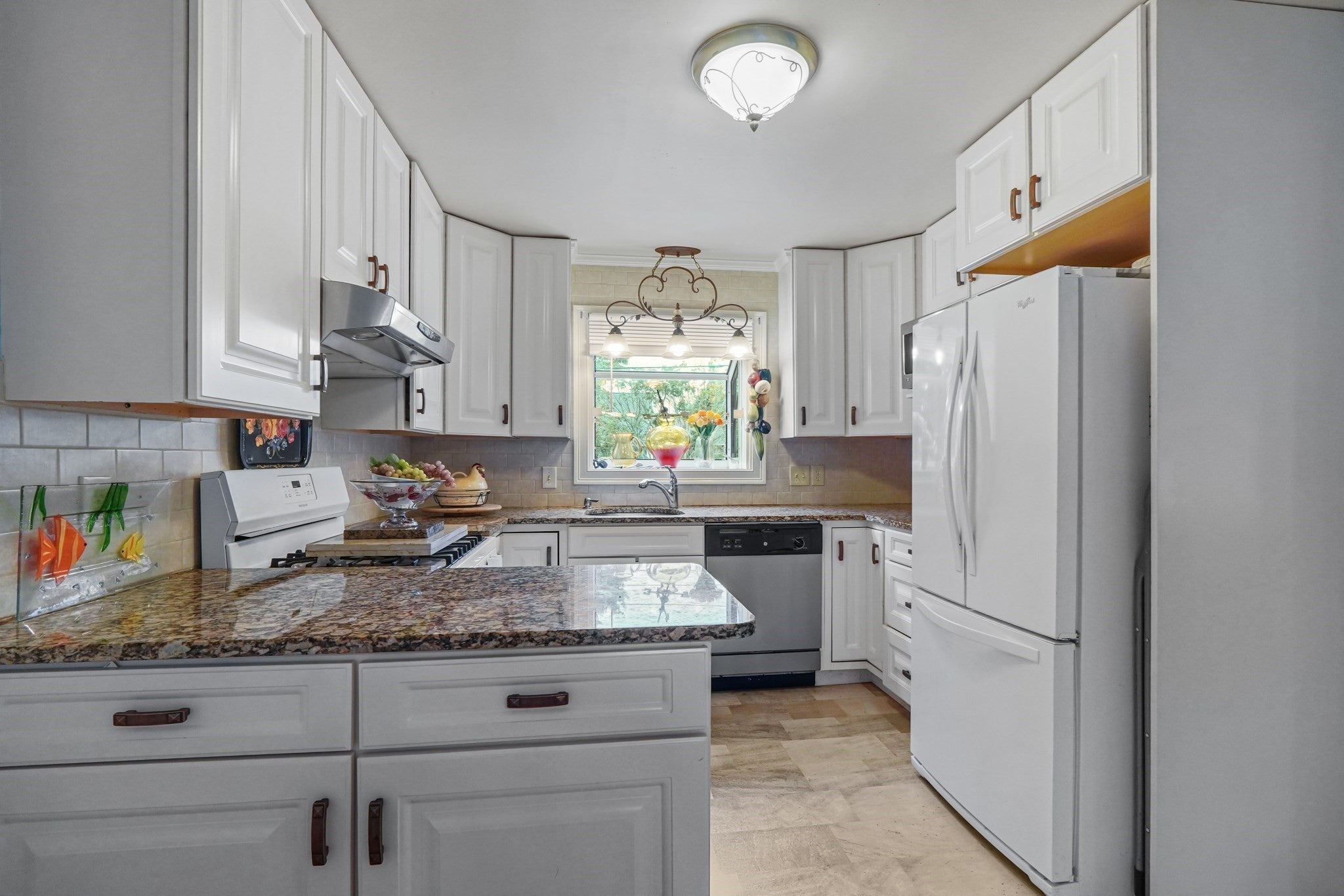 4 Melbourne Dr, Narragansett, RI, 4 Melbourne Dr, Narragansett, RI Photo #9