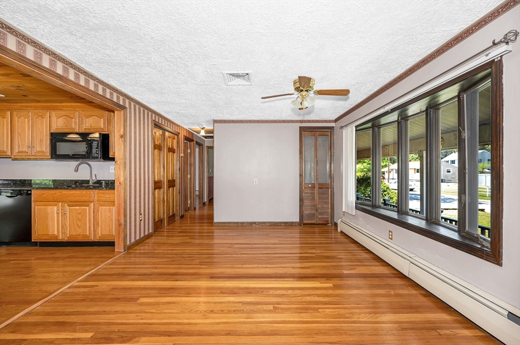 18 Patriot Rd