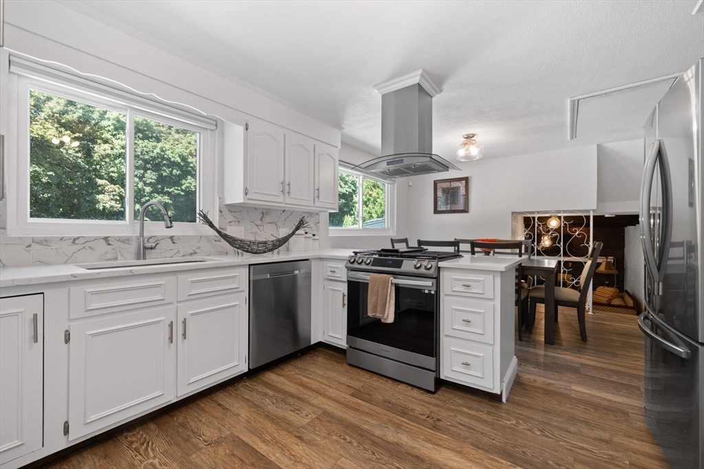 46 Juniper Dr