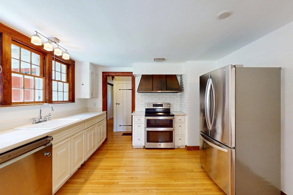 661 Bernardston Rd
