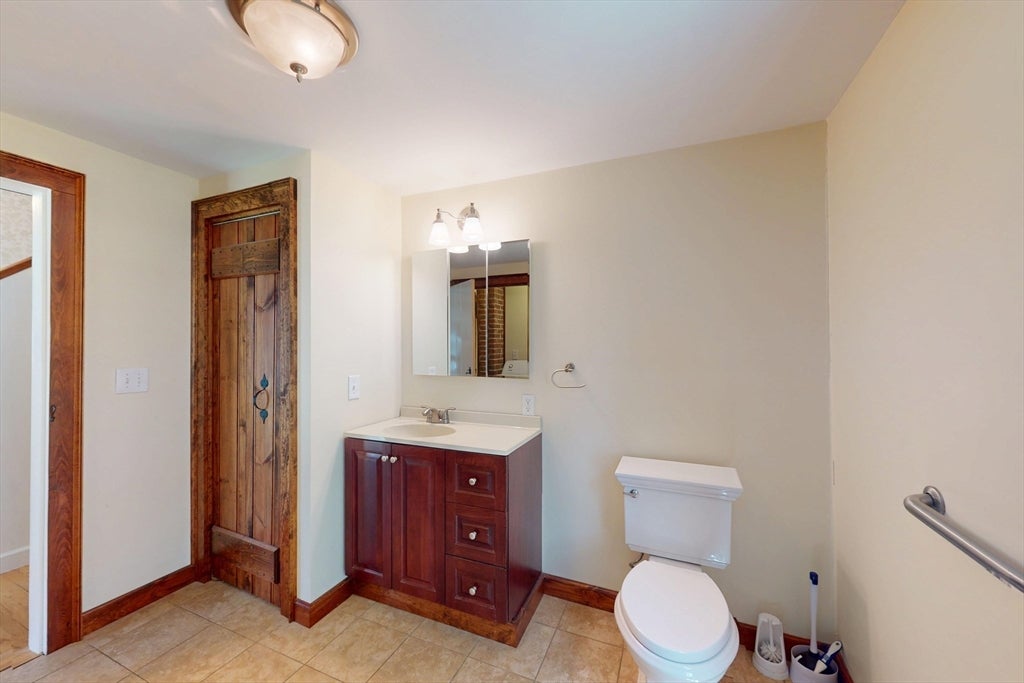 661 Bernardston Rd, Greenfield, MA Photo #13