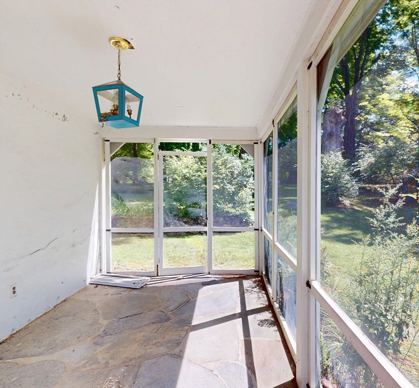 661 Bernardston Rd, Greenfield, MA Photo #8