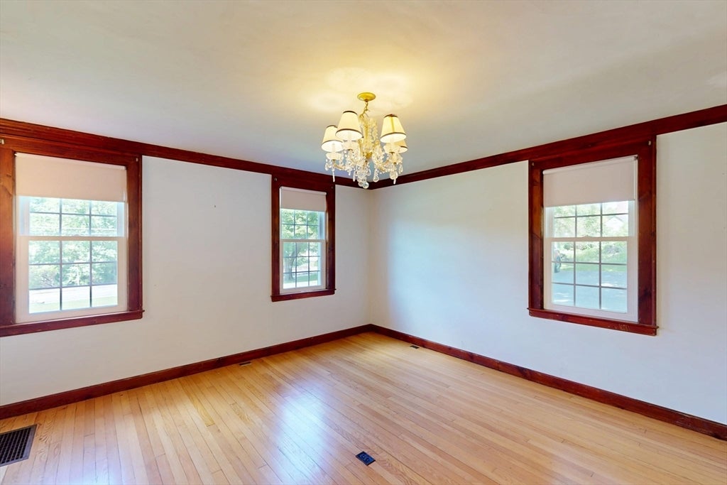 661 Bernardston Rd, Greenfield, MA Photo #16