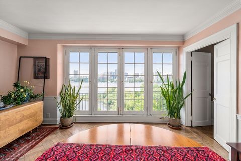Photo of 274 Beacon Street #8R, Boston, MA 02116 (MLS # 73481215)