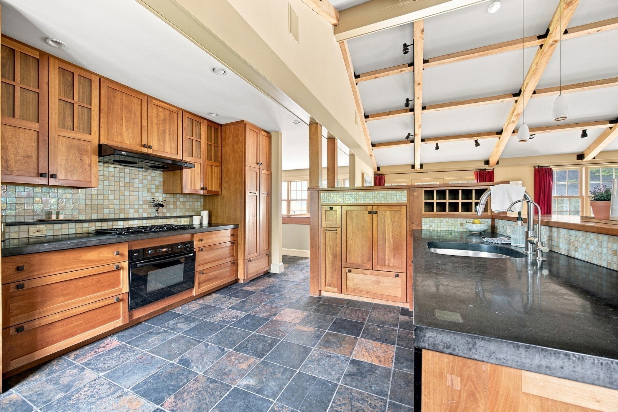 128 Leverett Rd, Shutesbury, MA Photo #18