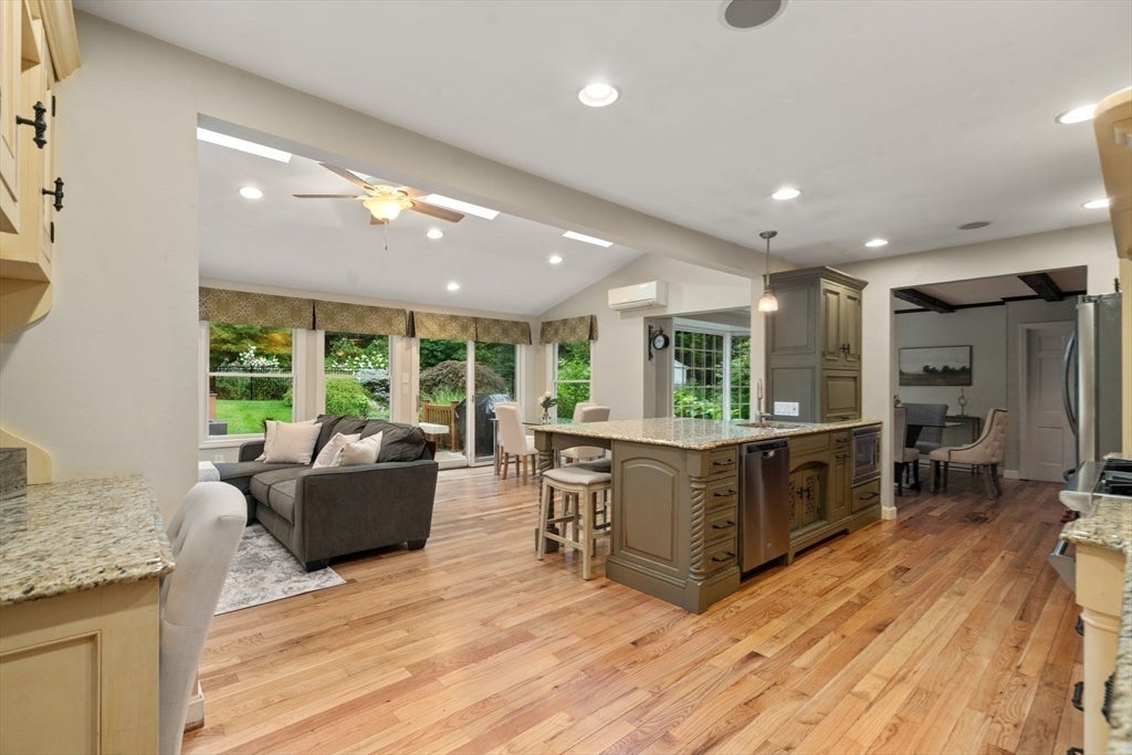 17 Noon Hill Avenue, Norfolk, MA, 17 Noon Hill Avenue, Norfolk, MA Photo #11