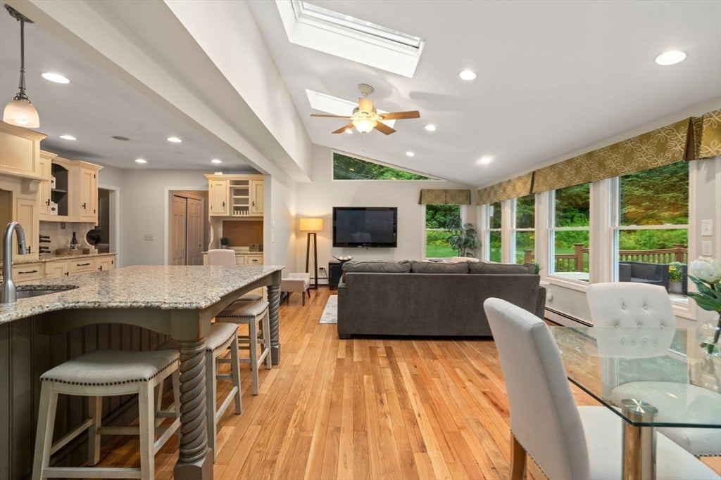 17 Noon Hill Avenue, Norfolk, MA, 17 Noon Hill Avenue, Norfolk, MA Photo #15