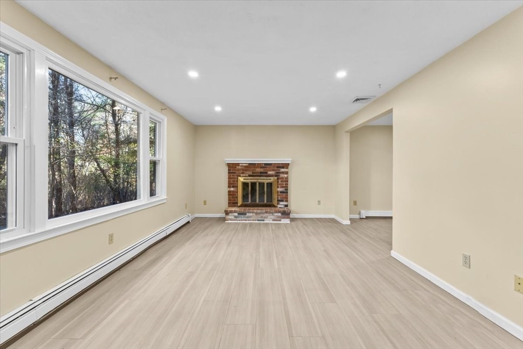 132 South Washington St 132