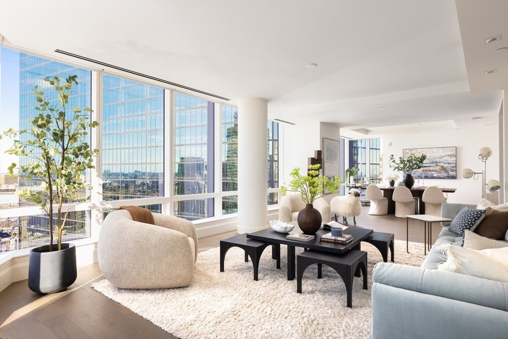430 Stuart St #23C Floor 23