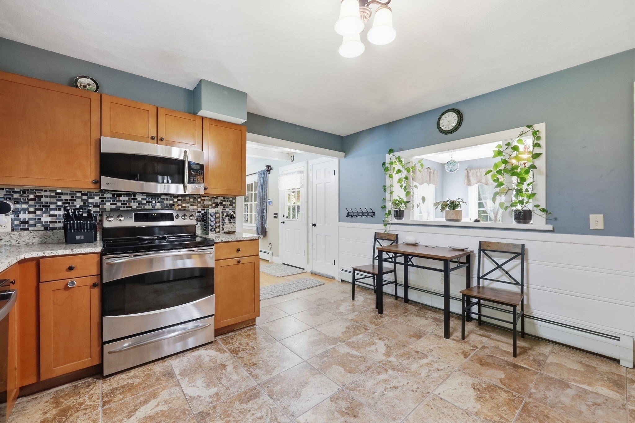 291 Franklin St, Belchertown, MA, 291 Franklin St, Belchertown, MA Photo #9
