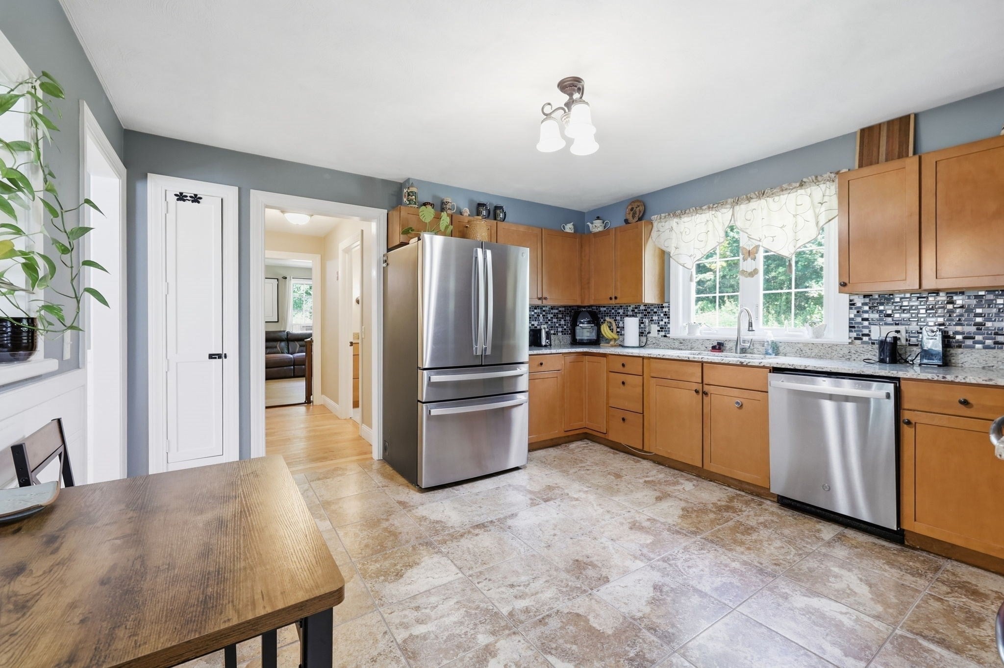 291 Franklin St, Belchertown, MA, 291 Franklin St, Belchertown, MA Photo #8