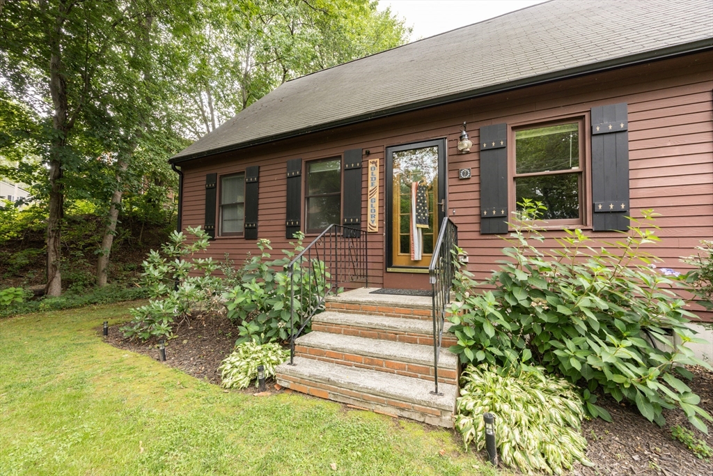 7 Elmwood Street