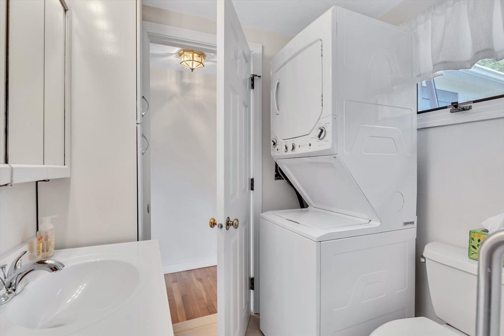 11 Canary Ln, Yarmouth, MA, 11 Canary Ln, Yarmouth, MA Photo #30