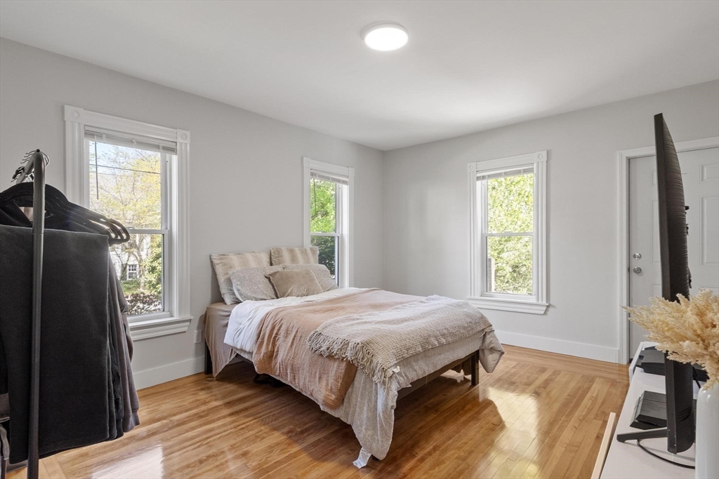 36 Chestnut St, Marlborough, MA Photo #11