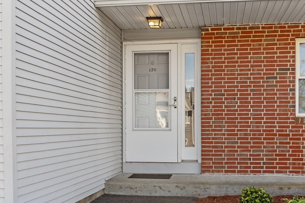 170 Chapman Pl 170