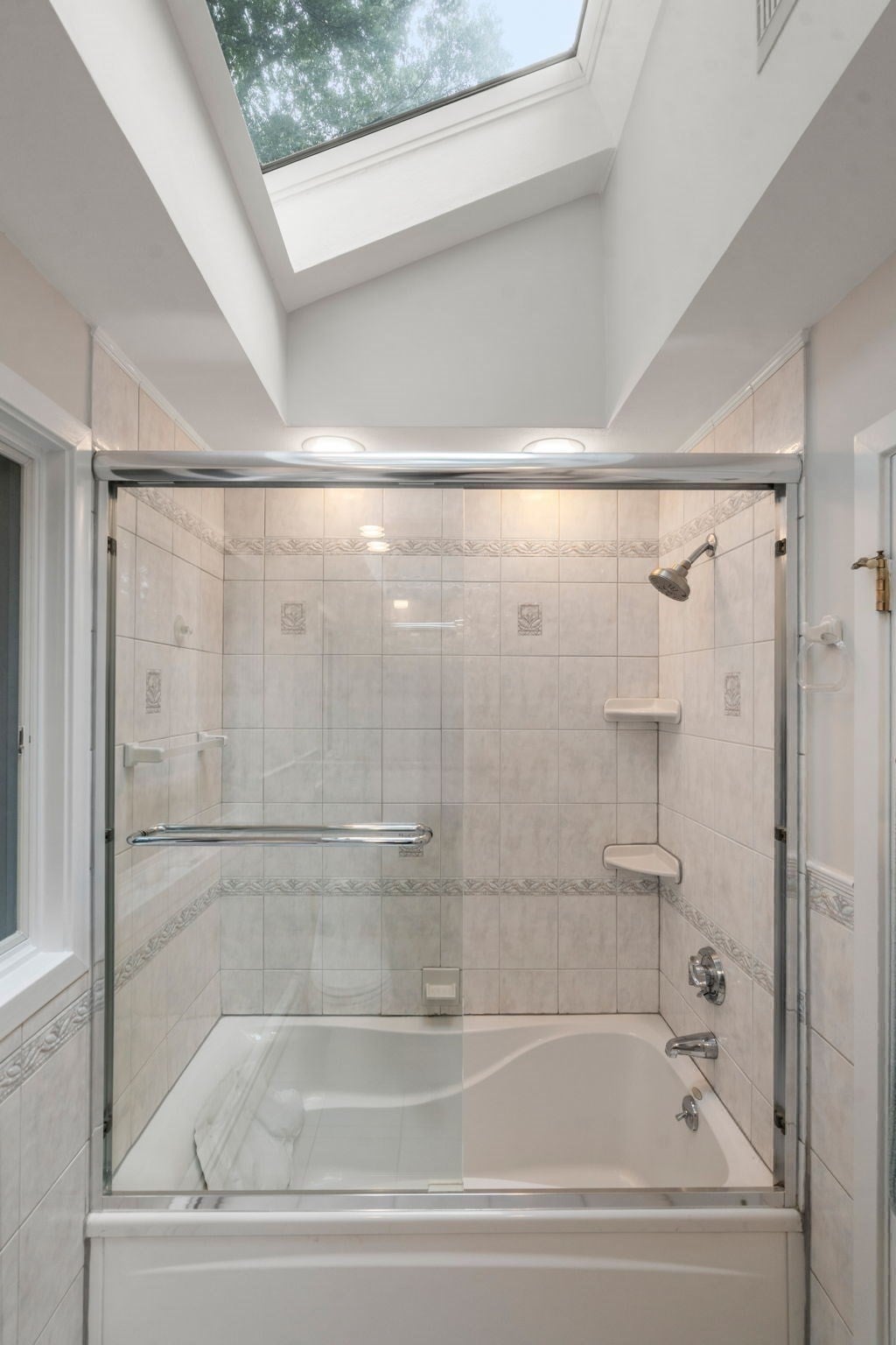 41 Old Stagecoach Rd, Bedford, MA, 41 Old Stagecoach Rd, Bedford, MA Photo #19