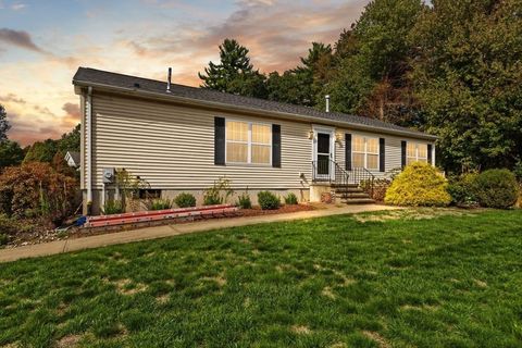 14 Mountain Ash Rd. 14 East Bridgewater MA 02333