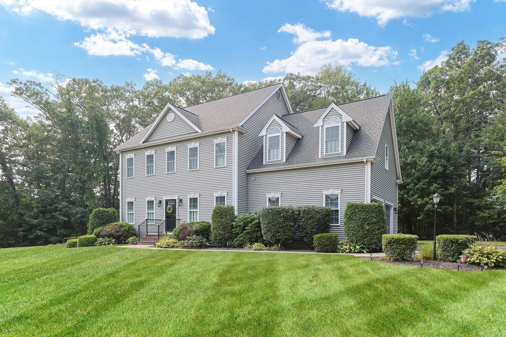 15 William Thorpe Cir