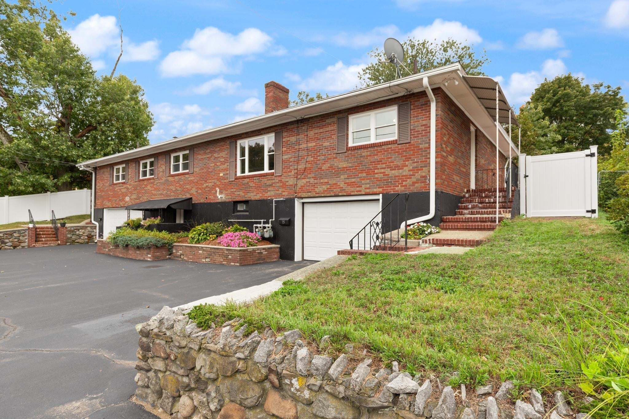 35-37 Buco Ave, Methuen, MA Photo #3