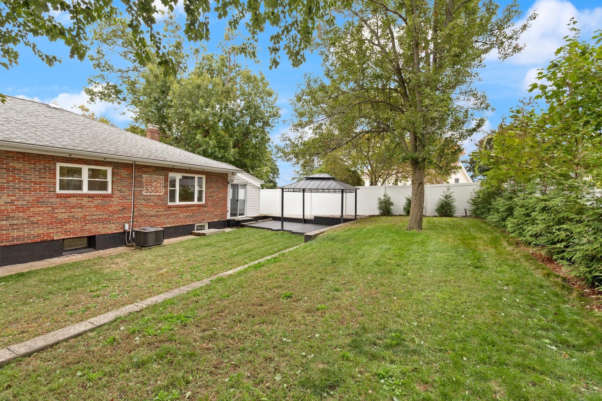 35-37 Buco Ave, Methuen, MA Photo #39