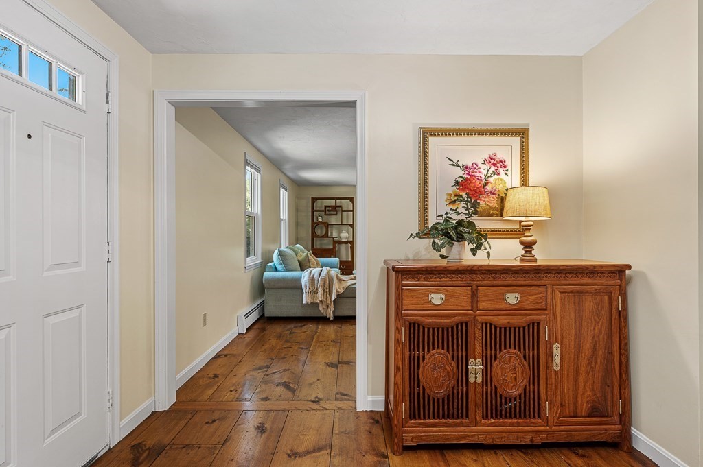 9 Olde Meetinghouse Road