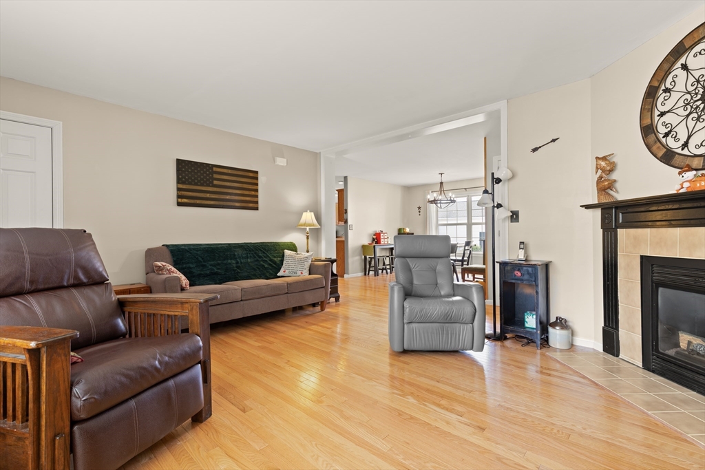 14 Mountain Ash Rd 14