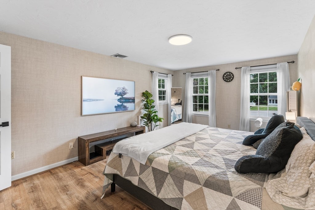 16 Jasmine Rd, Medway, MA Photo #16