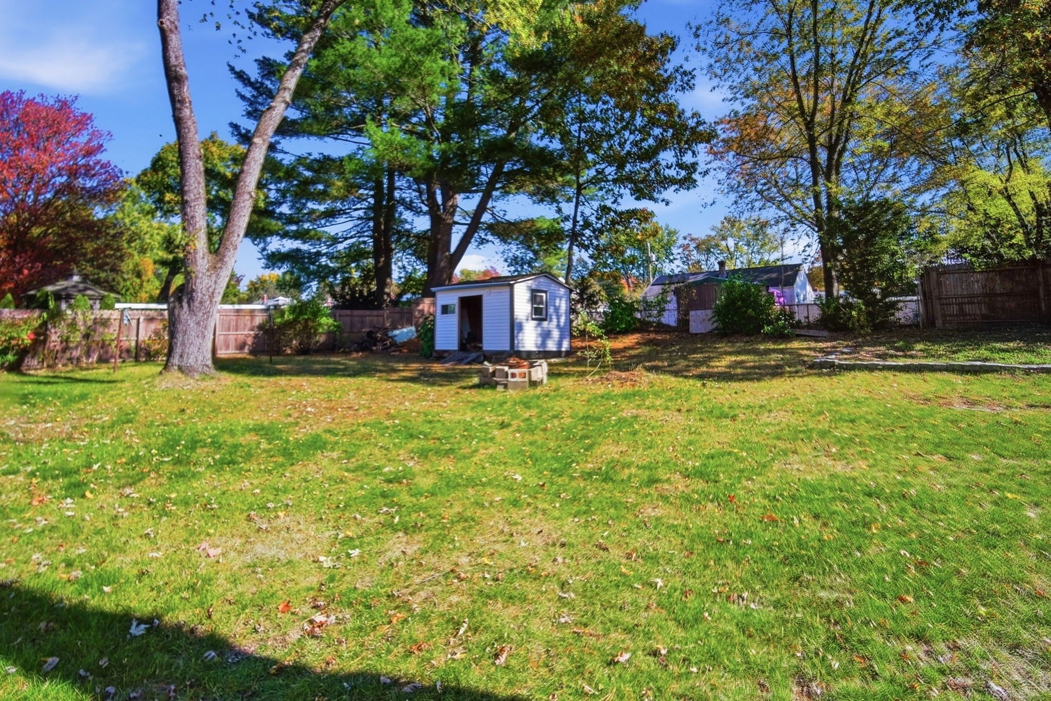 89 Juniper Dr, Springfield, MA Photo #34