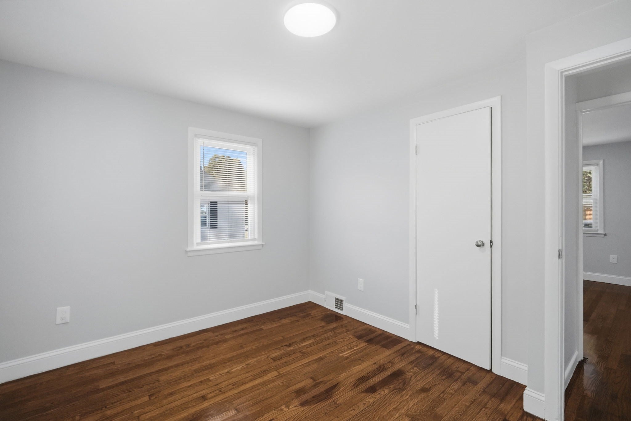 89 Juniper Dr, Springfield, MA Photo #22