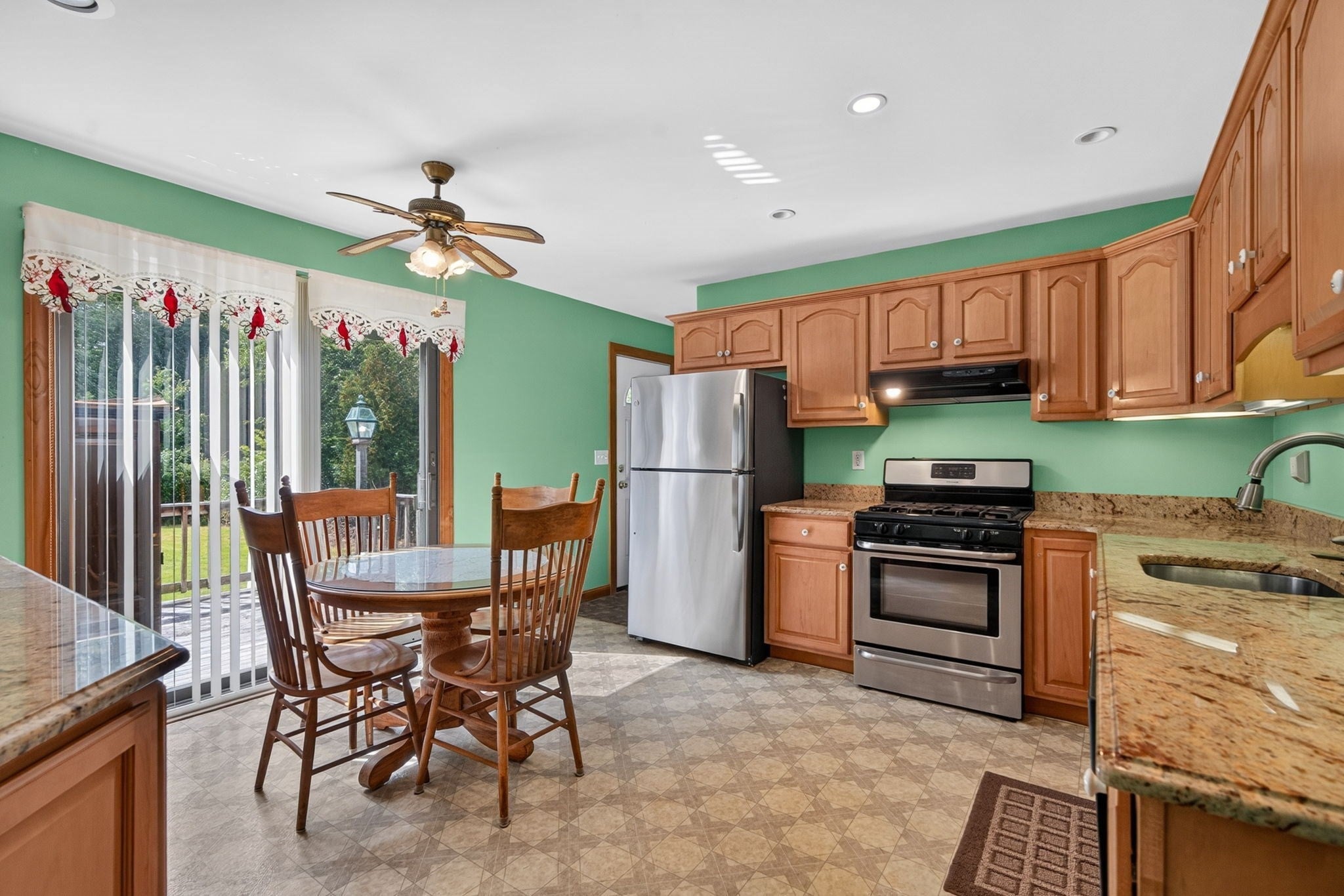 37 Chipaway Rd, Freetown, MA, 37 Chipaway Rd, Freetown, MA Photo #5