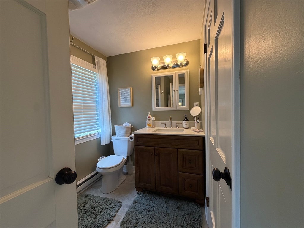 4 Robertson Rd, Auburn, MA, 4 Robertson Rd, Auburn, MA Photo #29