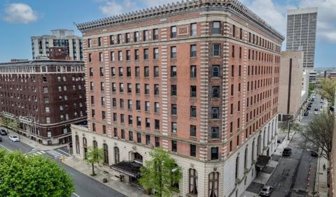 Photo of 140 Chestnut St #407, Springfield, MA 01103 (MLS # 73487904)