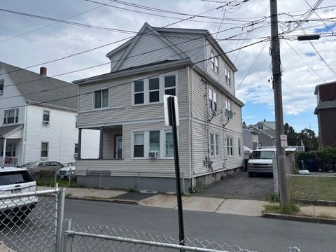 19 Heath St Everett MA 02149