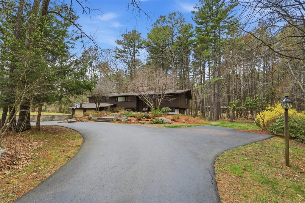 384 River Road
