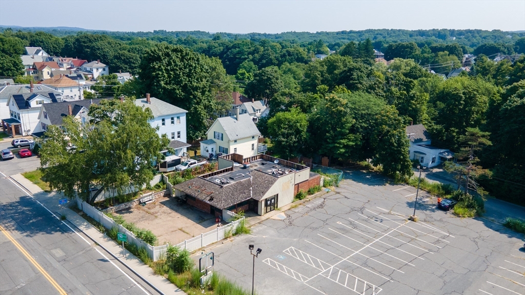 675 Main St