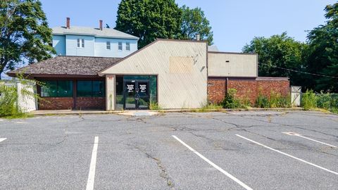 675 Main St Clinton MA 01510