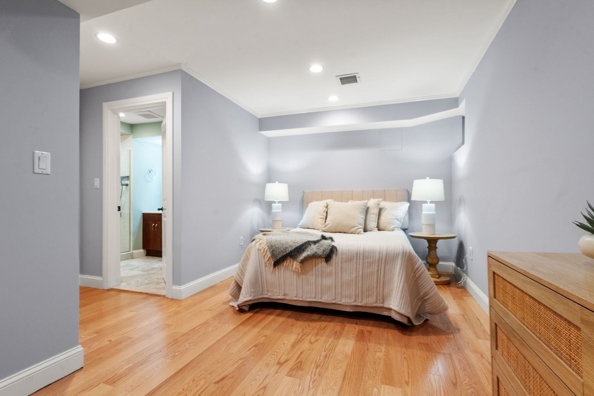 116 Pleasant St #B, Brookline, MA, 116 Pleasant St #B, Brookline, MA Photo #7
