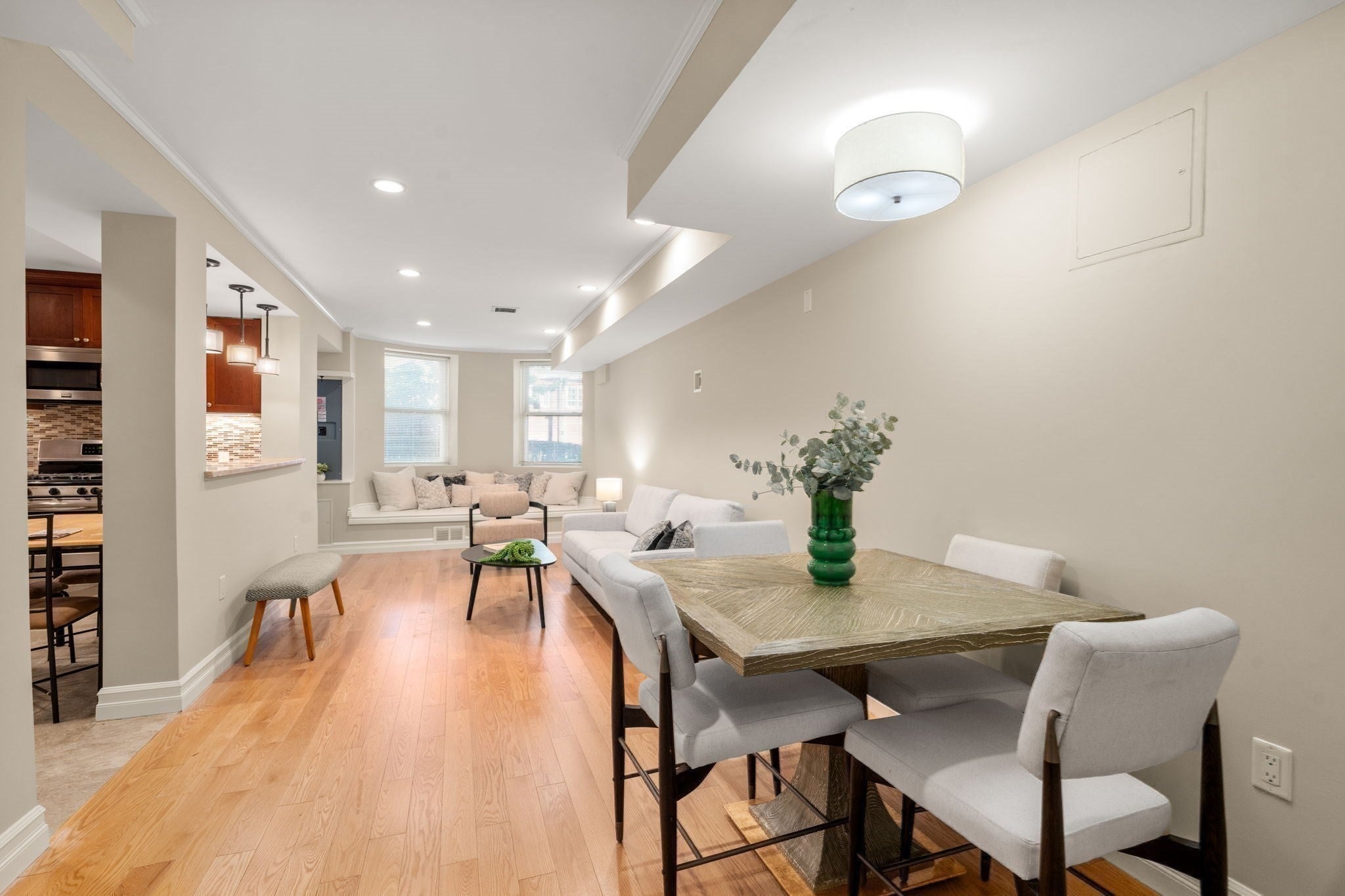 116 Pleasant St B